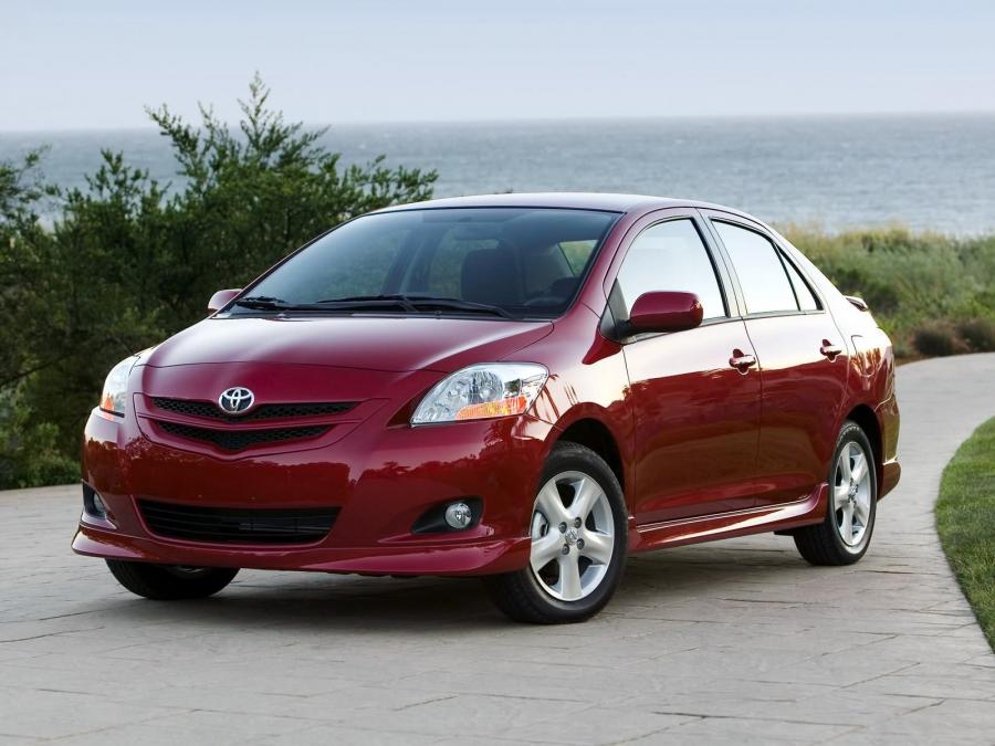 Toyota Yaris Sedan S 2007 года  (фото 11 из 14)